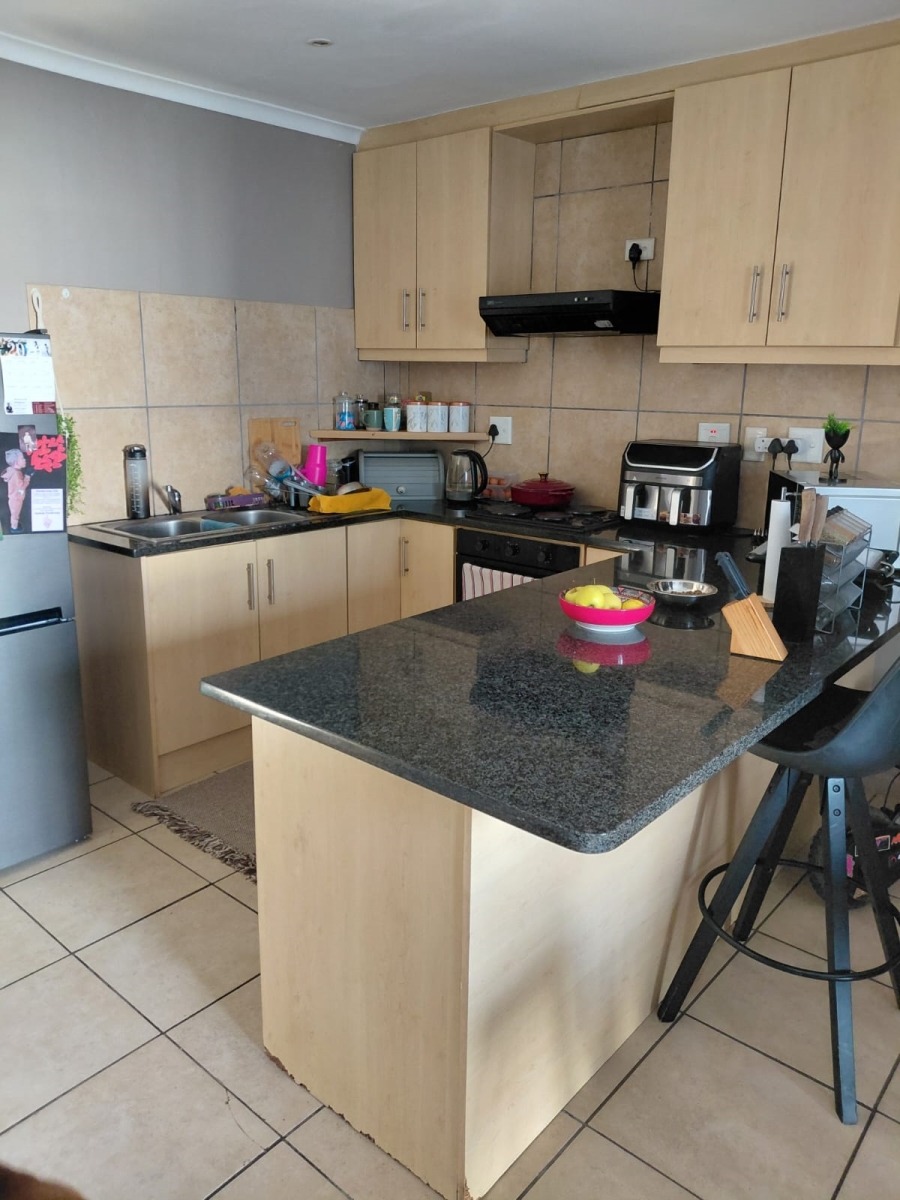 3 Bedroom Property for Sale in Villa Diamante Western Cape